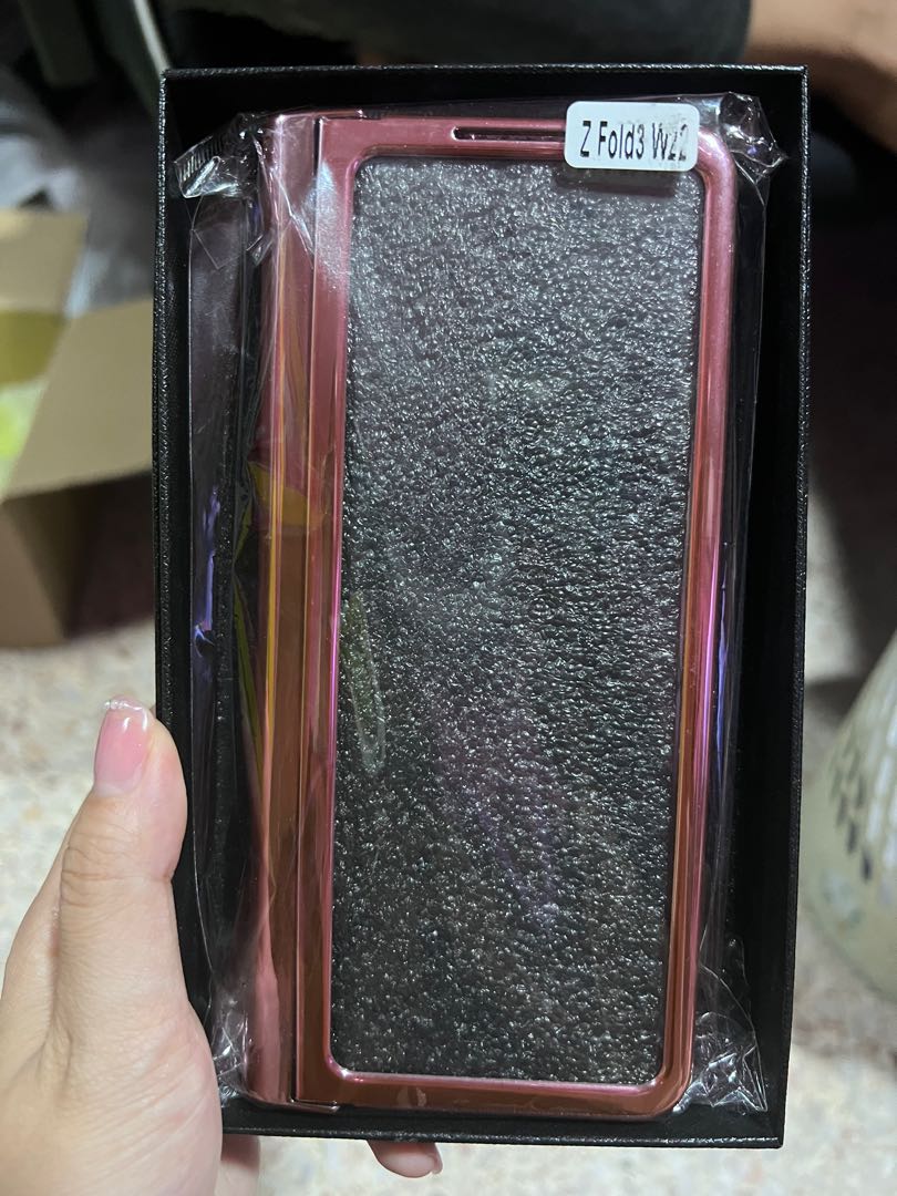 Samsung Z3 Fold Casing, Mobile Phones & Gadgets, Mobile & Gadget
