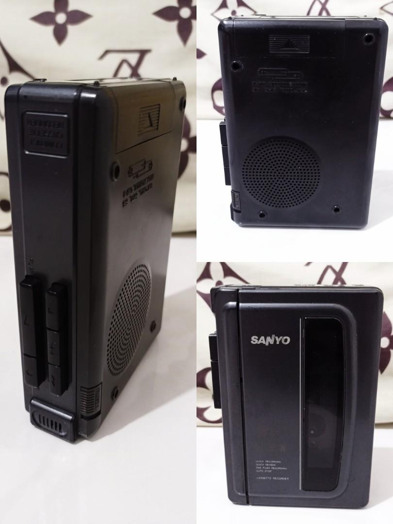 Sanyo Cassette Recorder Cue&Review Jadul, Antik, Pajangan di Carousell