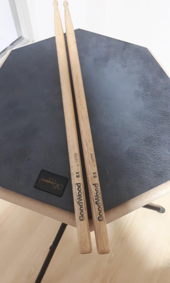 Silent Drum practice pad, Hobbies & Toys, Music & Media, Musical