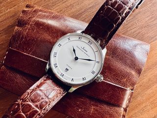 (Category: ) located in . Submitted by watchfanboy (Listing ID 1178064715, Image 1). Description: .