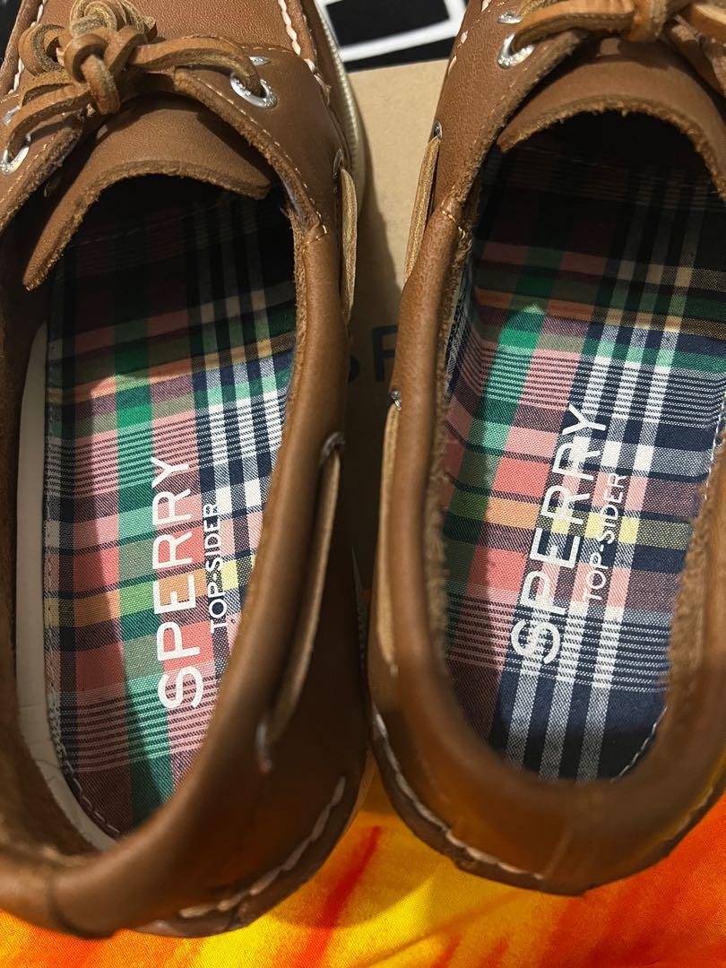 Sperry top-sider A/O 2-EYE Whisper tan (Category: Dress Shoes) located in Las Pinas. Submitted by ashdsm (Listing ID 1178078006, Image 3). Description: Slightly used Good as new Used once For men Size 7.5 US men Orig price 5,795 Yours 4k .