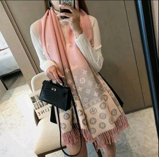 (Kategori: ) berada di . Dikirim oleh queenaya.preloved (ID iklan 1178228008, Gambar 1). Deskripsi: .