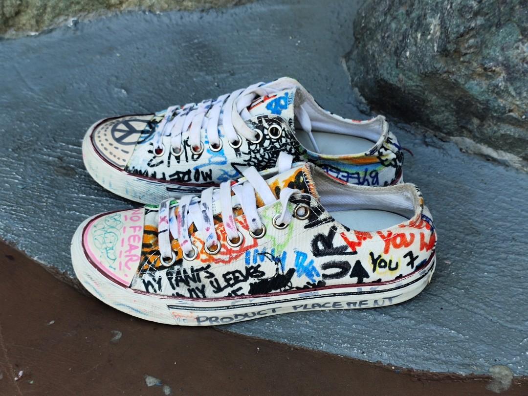 Vetements graffiti converse outlet