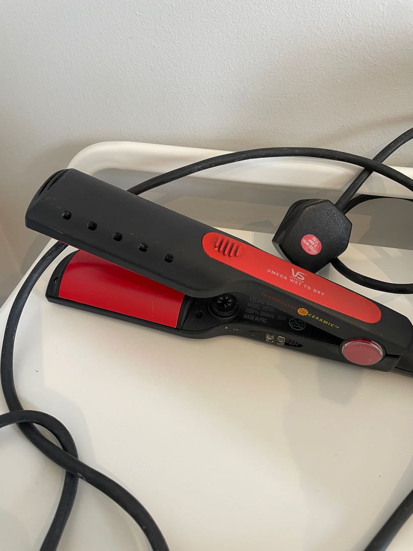 VS Sassoon Hair Straightener for wet hair Beauty Personal Care Hair on Carousell