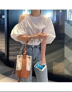 (Category: ) located in . Submitted by immaredmolly (Listing ID 1178228279, Image 1). Description: .