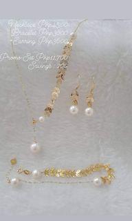 18K Pearl Jewelry Set