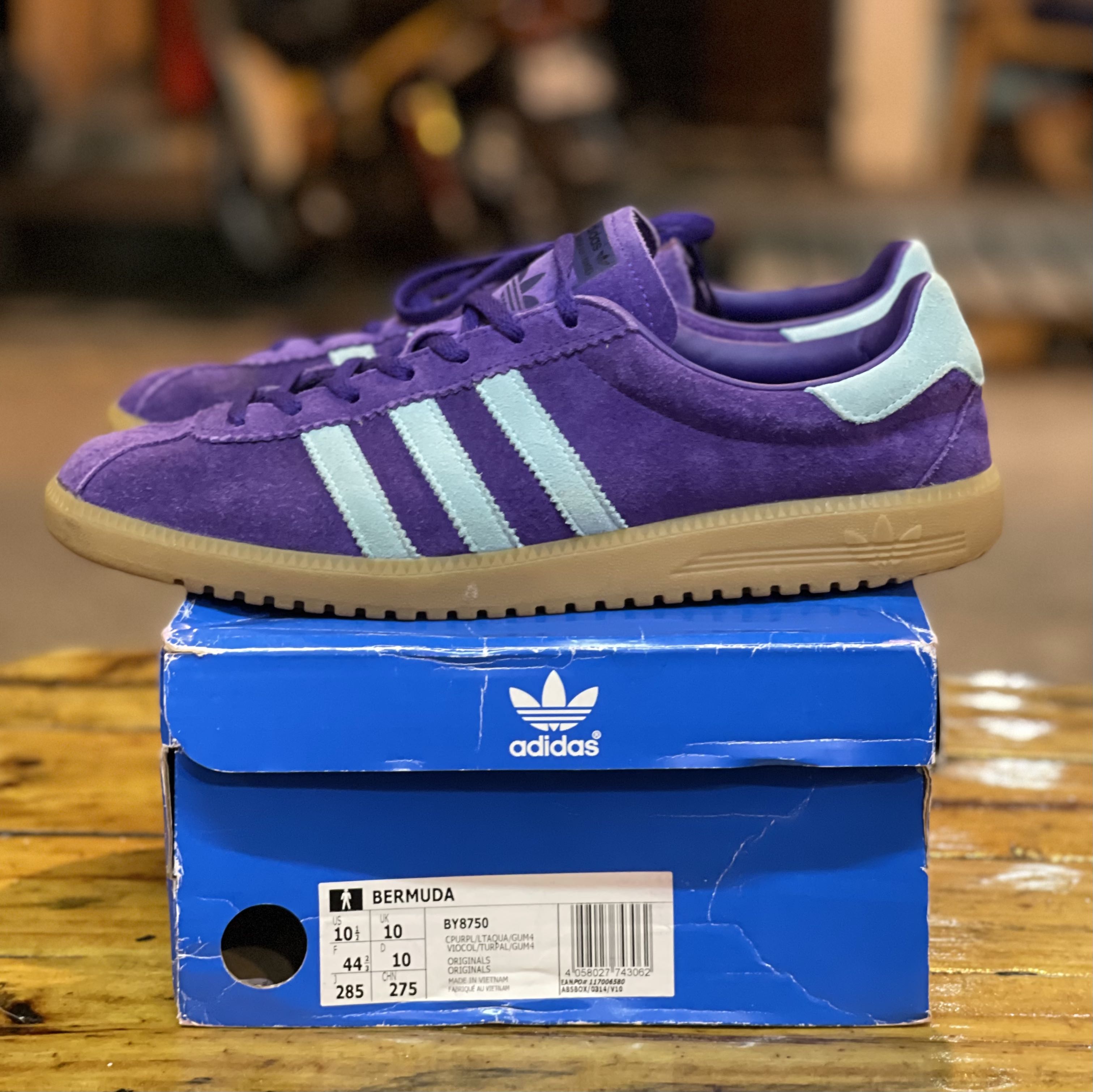 Adidas bermuda 2025 size 10