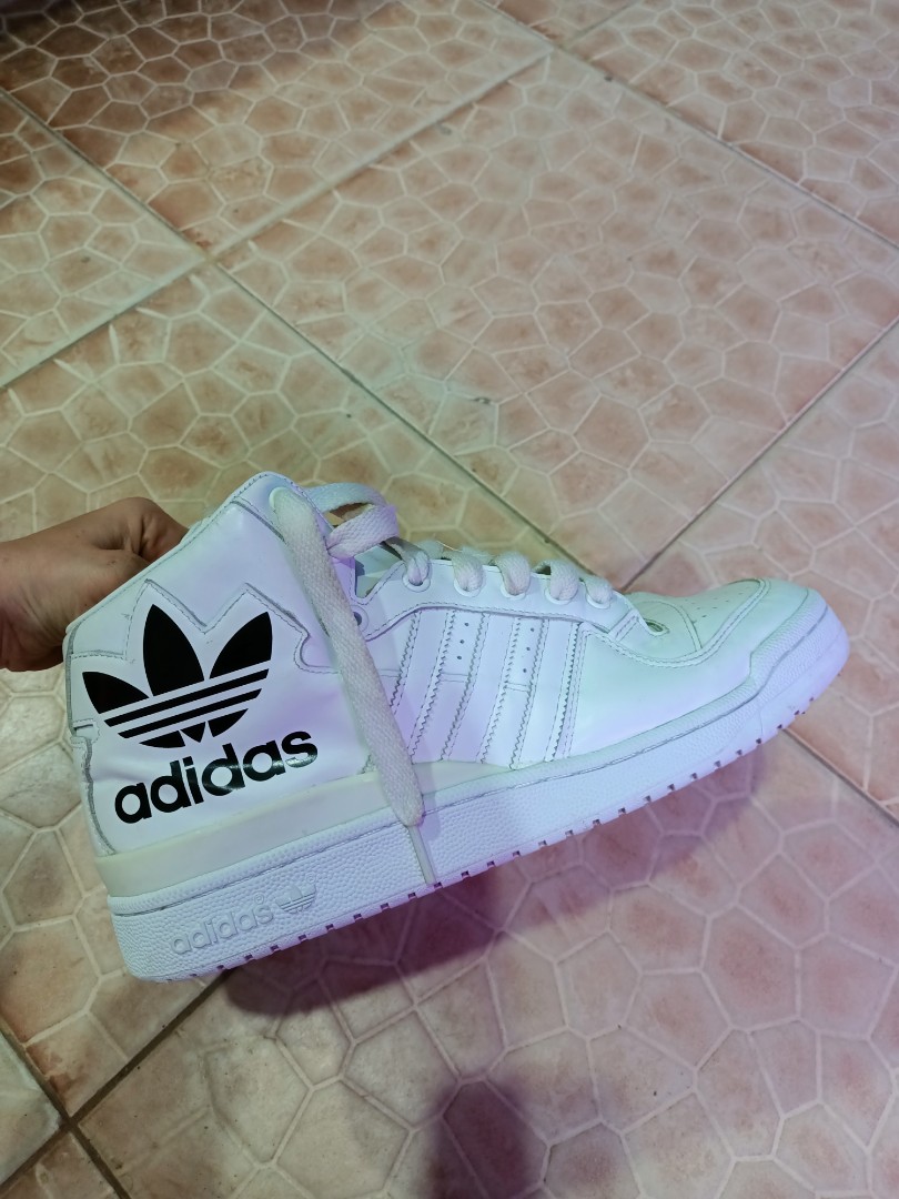 Adidas Shoes Fesyen Pria Sepatu Sneakers Di Carousell 8096