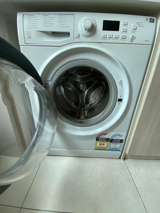 Ariston Washing Machine WMG829 8kg, TV & Home Appliances, Washing