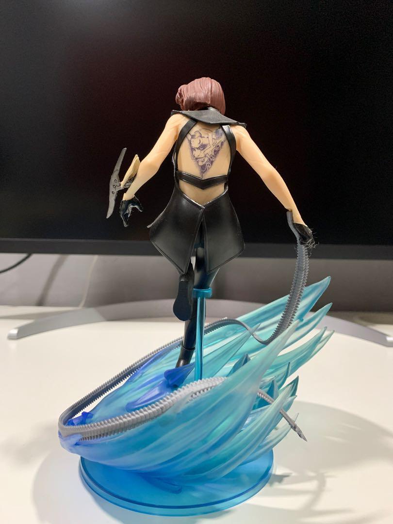 ASUS ROG SE7EN FIGURE, Hobbies & Toys, Collectibles