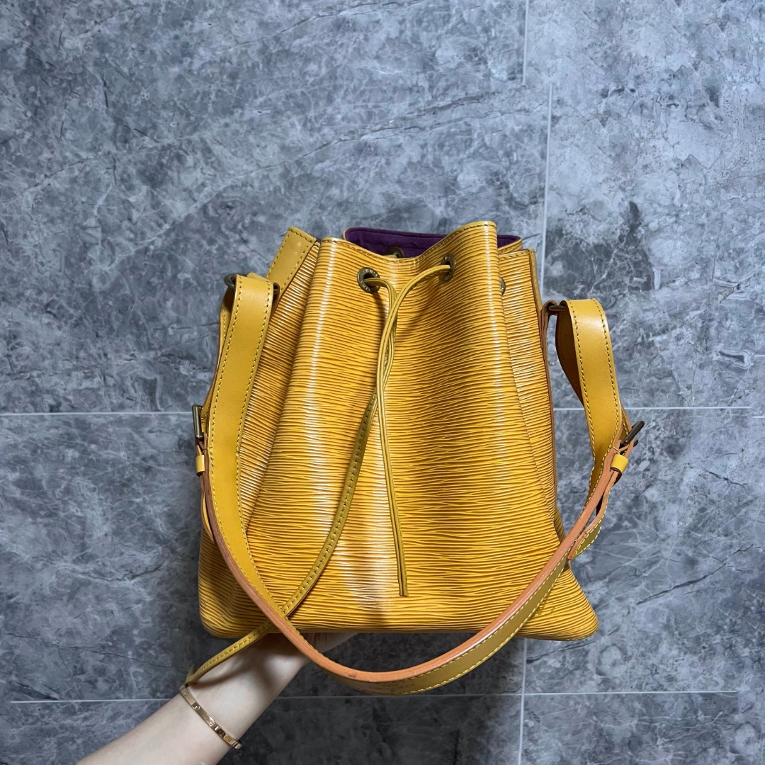 Authentic Louis Vuitton Noé PM Shoulder Bucket Bag Yellow Epi Leather