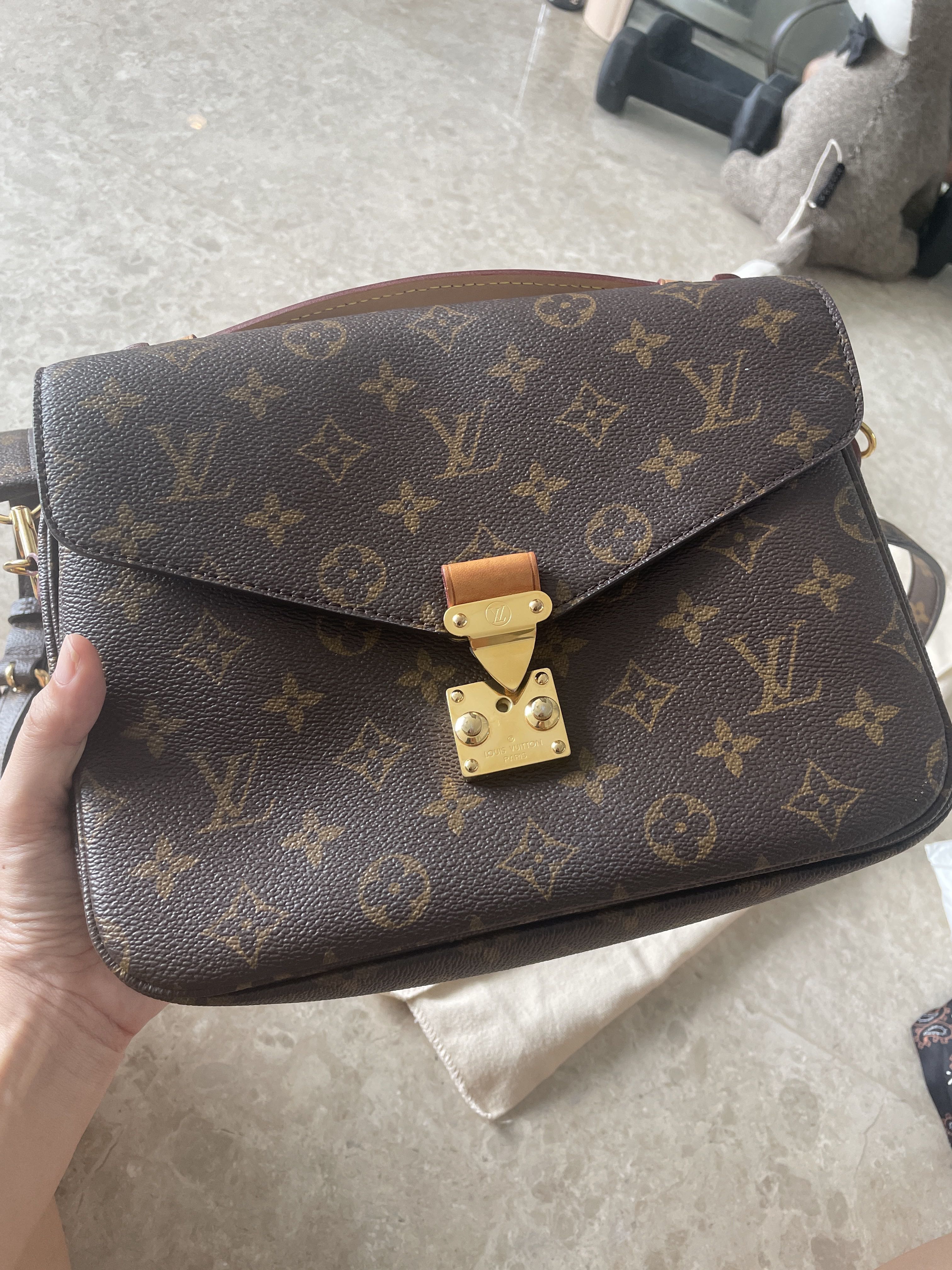 Louis Vuitton, Bags, Louis Vuitton Pochette Metis Navyred Authentic With  Box Bag Receipt Etc