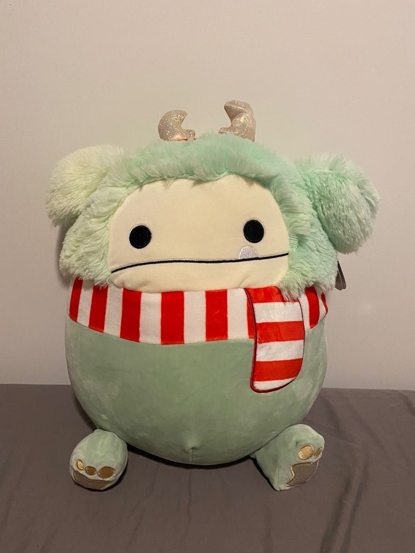 Authentic Squishmallow Christmas Joelle Australia Exclusive, Hobbies