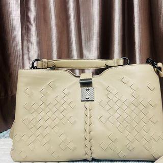 Bottega Veneta intrecciato nappa Napoli bag small  Never been used