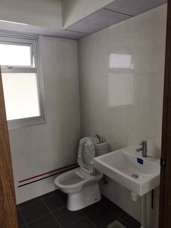 (Category: ) located in . Submitted by karinehf (Listing ID 1178336055, Image 1). Description: .