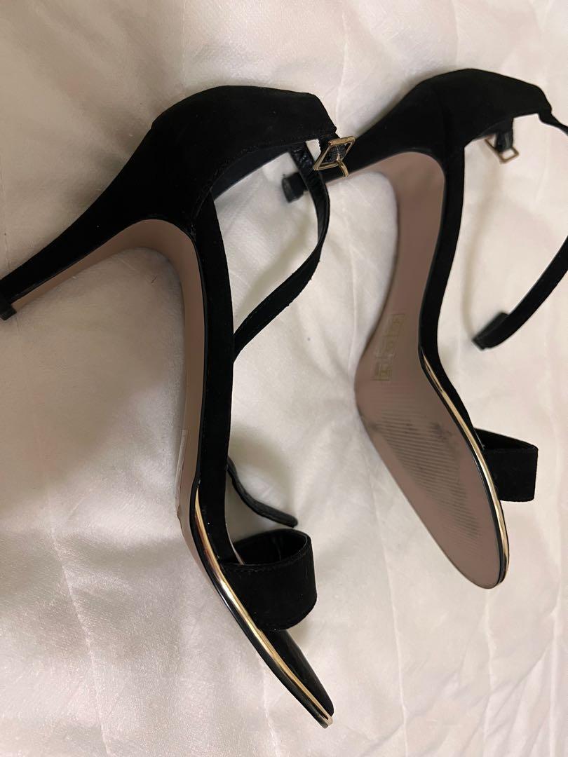 Kink carvela top