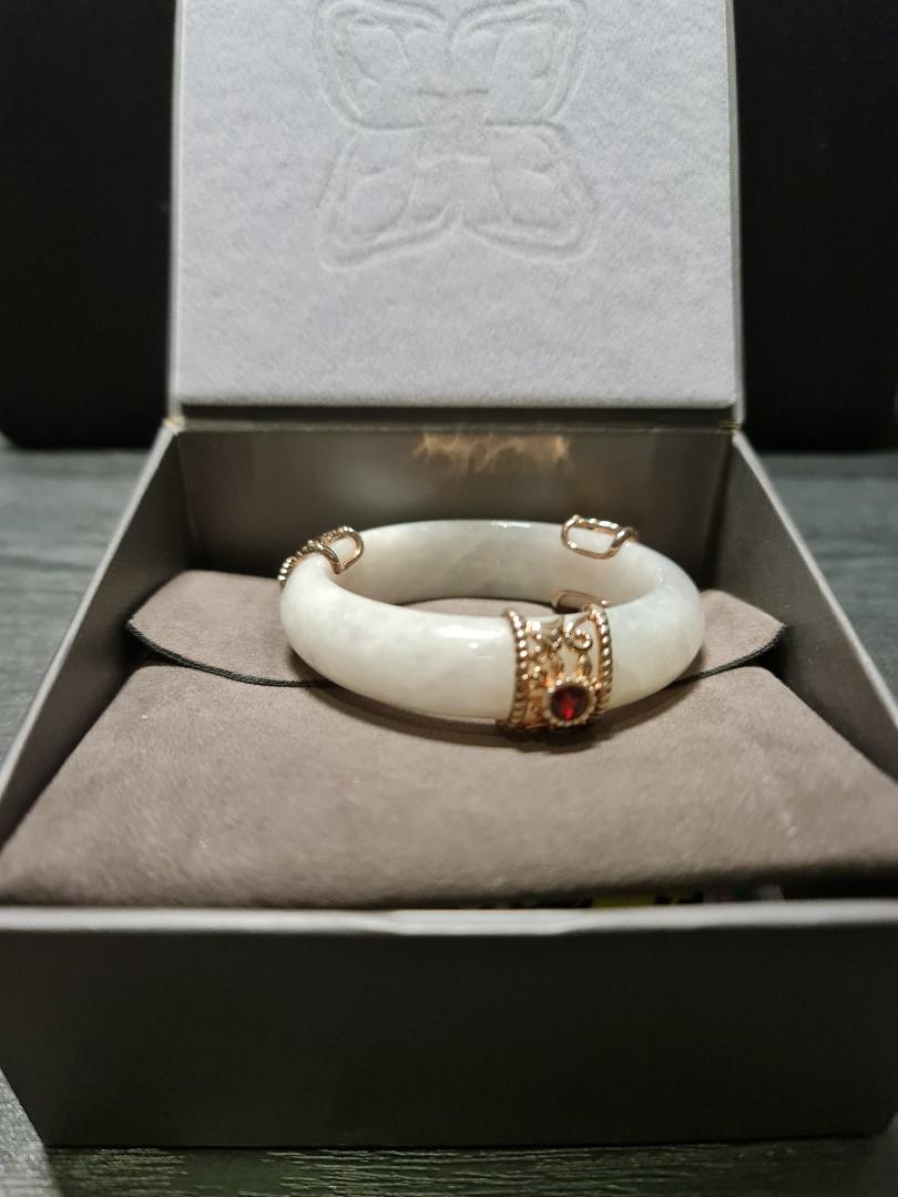 Choo Yilin Jade Bangle