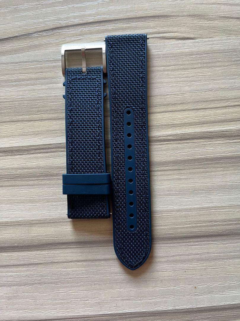 Hybrid rubber hotsell strap