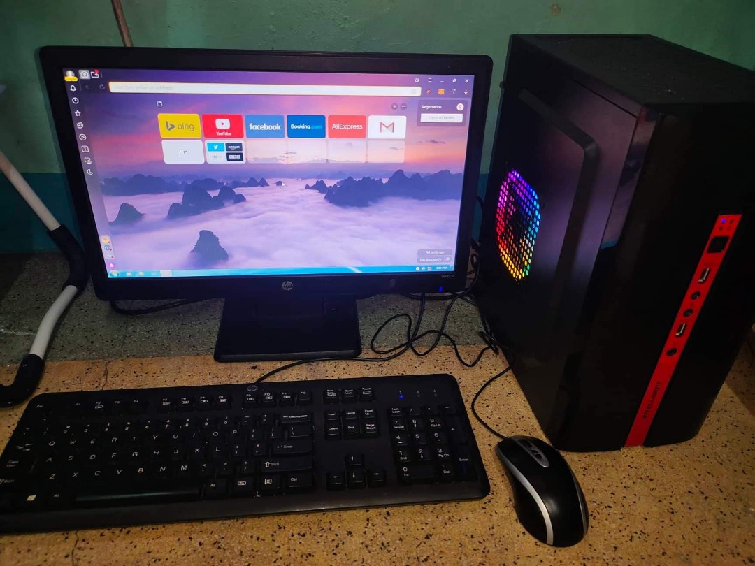 Computer set, Computers & Tech, Desktops on Carousell