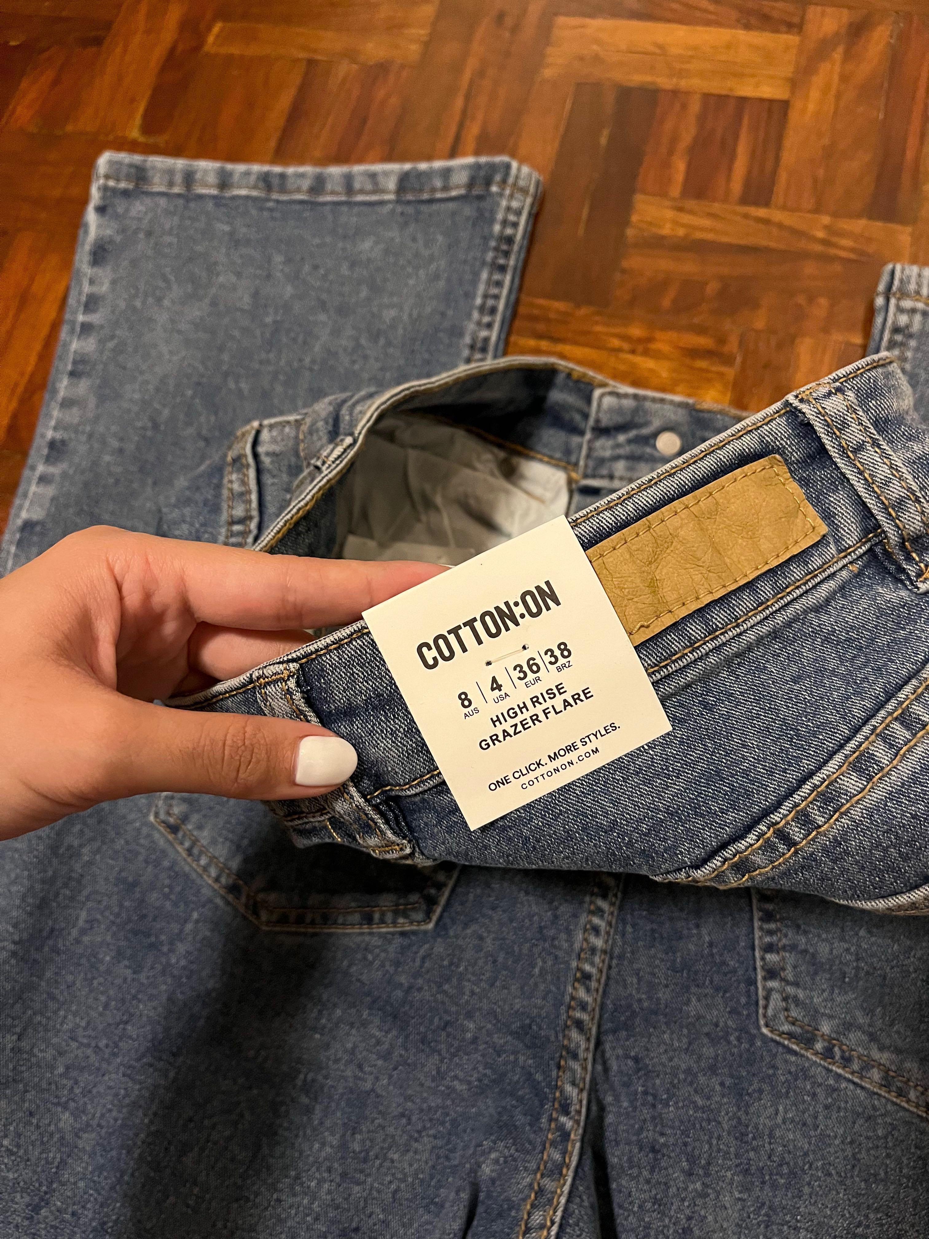 Cotton On Grazer Flare Pants (Category: Jeans) located in Paranaque City. Submitted by declutter_76 (Listing ID 1178427991, Image 3). Description: - Brand new wt tag - Never been used - Selling for a much cheaper price .