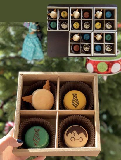 Customised Macarons (Category: Homemade Bakes) located in Singapore. Submitted by anyhow.bakesg (Listing ID 1178285541, Image 2). Description: Customised Macarons for any Occasion! $2.50 (Round macarons) $3.50 -$5.50 (Character macarons) Classic Flavours: Vanilla Chocolate Strawberry Cookies and Cream Premium Flavours (additional 50cents per macaron): Muah Chee Kaya Butter Lemon Lavender *minimum order for round macarons 15 *minimum order for cha