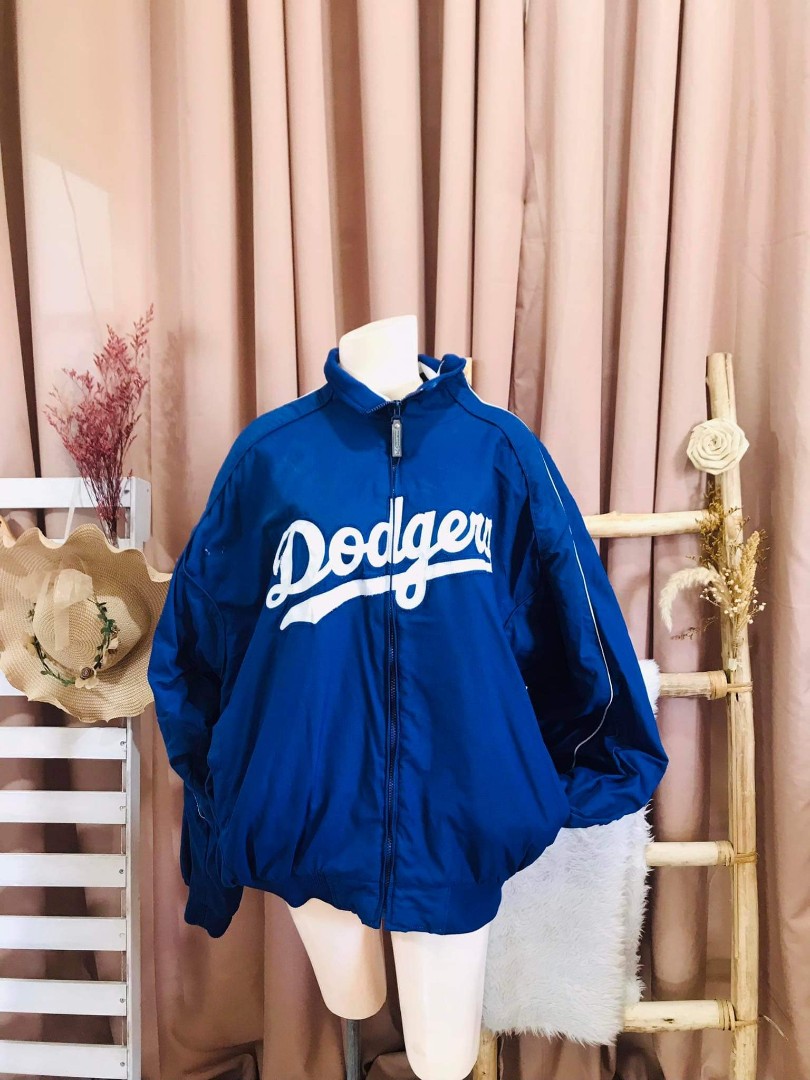 AUTHENTIC!!! Majestic LA Dodgers Jacket, Men's Fashion, Coats, Jackets and  Outerwear on Carousell