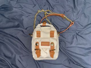 （分類：）位於 。 由 hellobbbb_ 提交（商品編號 1178384063，圖片 1）。簡介： 。