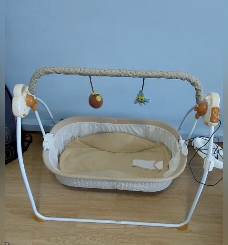 Electric baby crib top