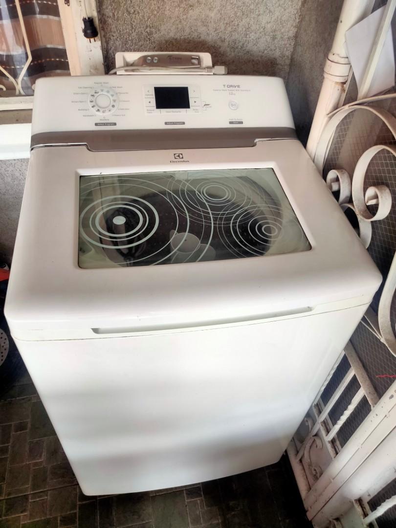 Electrolux washing machine (Category: Washing Machines and Dryers) located in San Pedro. Submitted by dansen08 (Listing ID 1178315967, Image 2). Description: For sale Electrolux washing machine top load issue ayaw mag wash pero spin ok. palitin ng pressure switch worth 2k if mag oorder kay Electrolux. kayo na po bahala mag pagawa. selling it with issue. for pick up San Pedro Laguna.