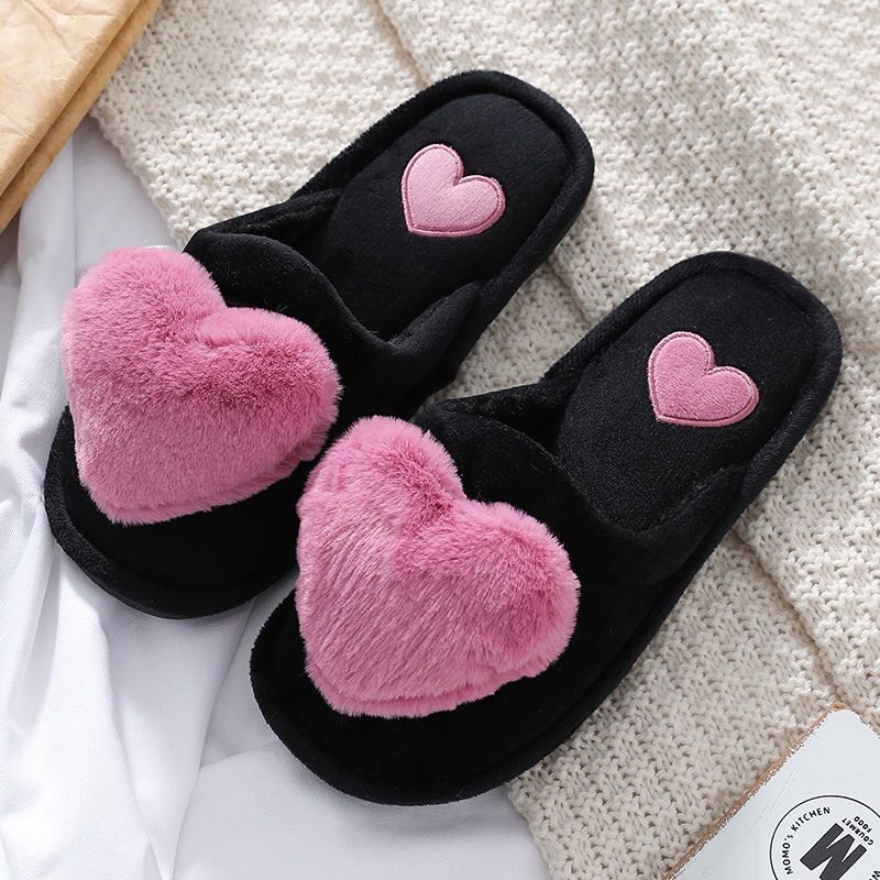 Fluffy Slippers, Women's Fashion, Slippers and slides on Carousell