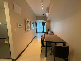For Rent 1 bedroom unit Fully furnished in Uptown Parksuites BGC Near Uptown Mall