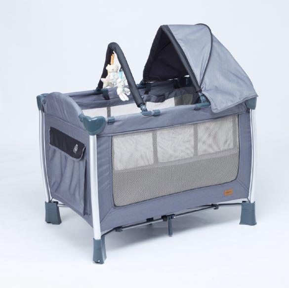 Giggles cheap baby crib