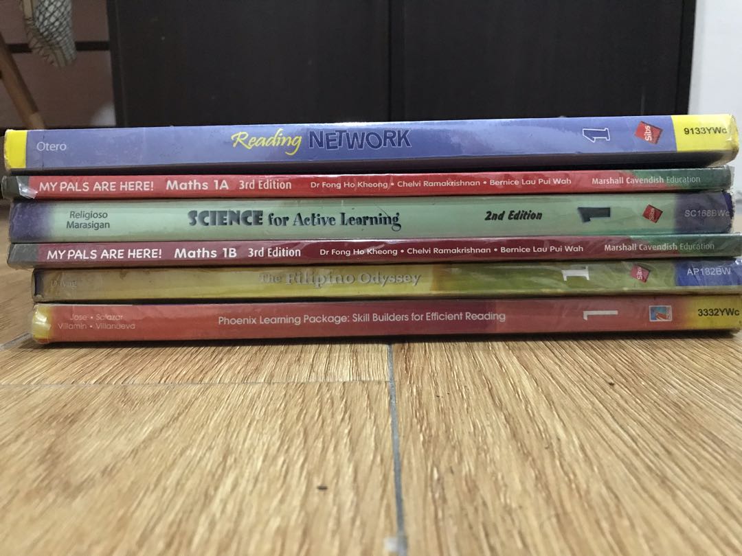 Grade 1 preloved textbooks, Hobbies & Toys, Books & Magazines ...