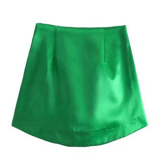 Green satin skirt 綠色絲綢質感短裙64219086075011110