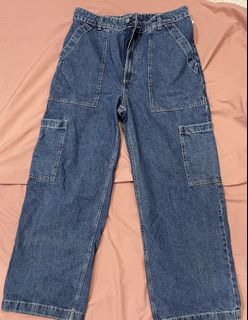 (Category: ) located in . Submitted by Luhanis (Listing ID 1178414473, Image 1). Description: .