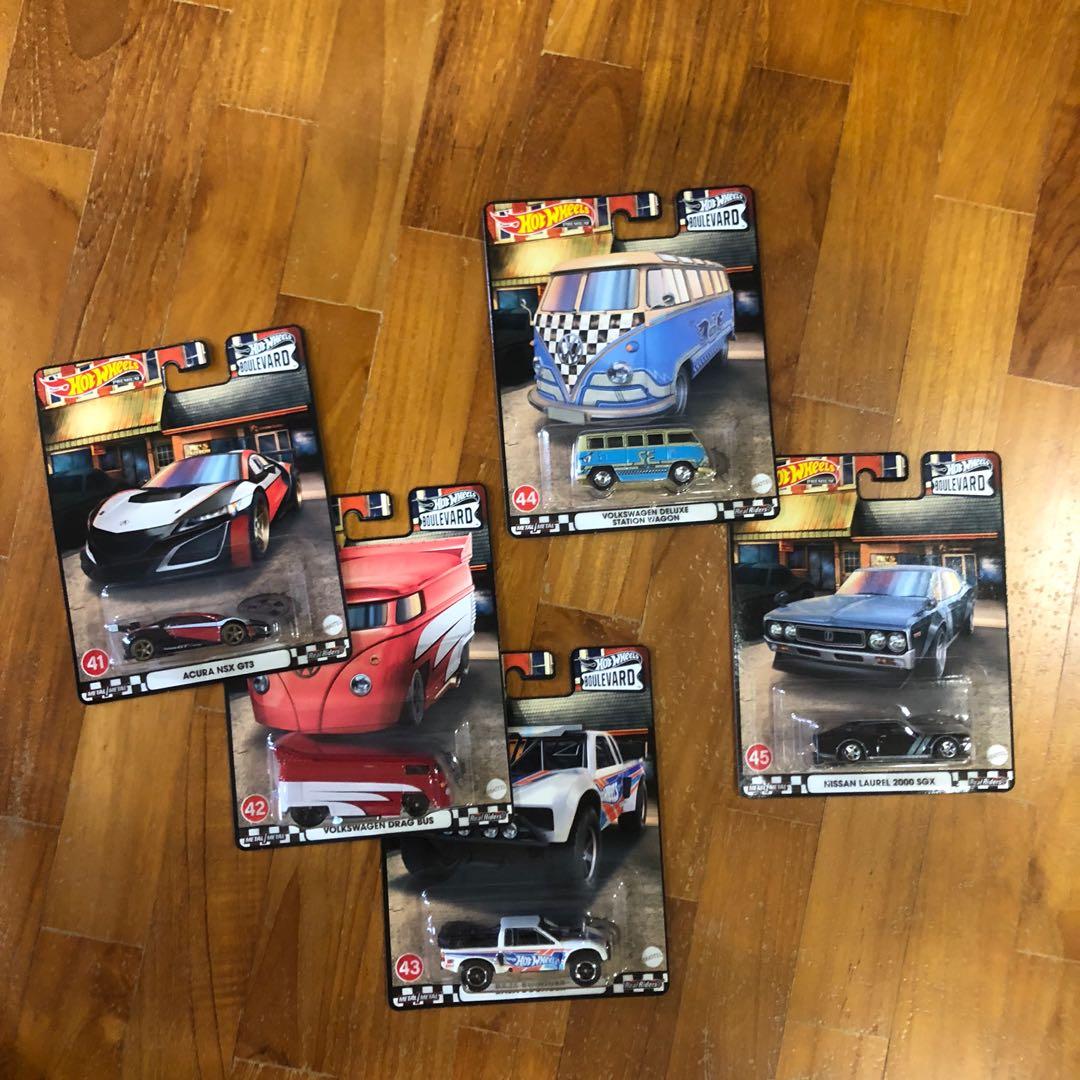 Case j hot wheels 2019 2025