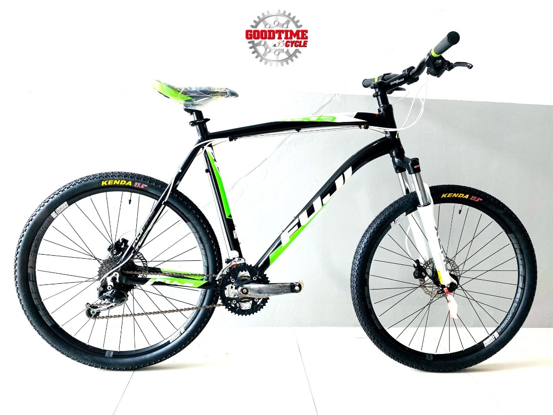 Fuji nevada cheap 2.0 mountain bike
