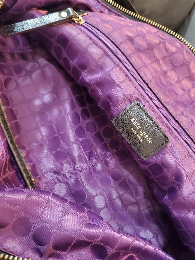 KSNY Leather Hobo Bag (Category: Luxury Bags & Wallets) located in Paranaque City. Submitted by shoplittleryle (Listing ID 1178268121, Image 3). Description: Authentic💯 no flaws.