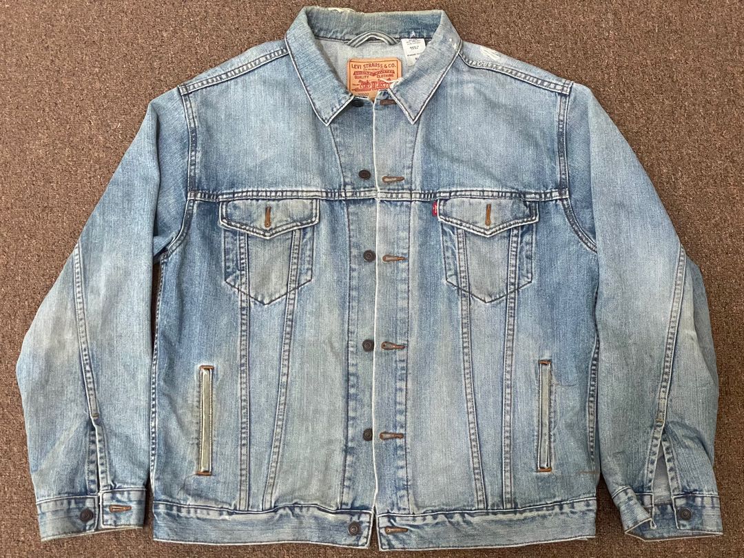 Levi s Strauss Co Faded Blue Denim Jacket Men s Fashion Coats