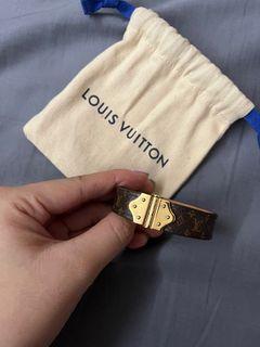 Louis Vuitton Split Leather Bracelet ( BLACK GREY), Women's Fashion, Jewelry  & Organisers, Bracelets on Carousell