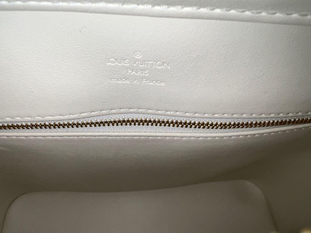 Authentic Louis Vuitton Vernis Houston Shoulder Hand Bag Perle M91342  LV0002