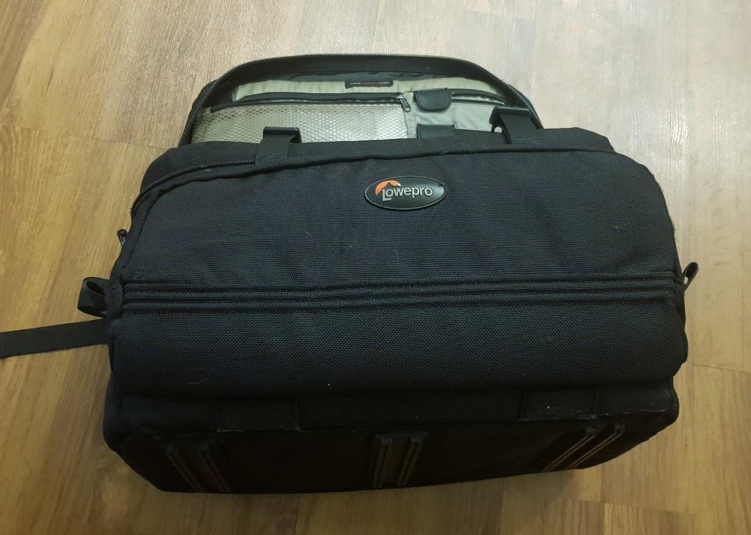 Lowepro 2025 magnum aw