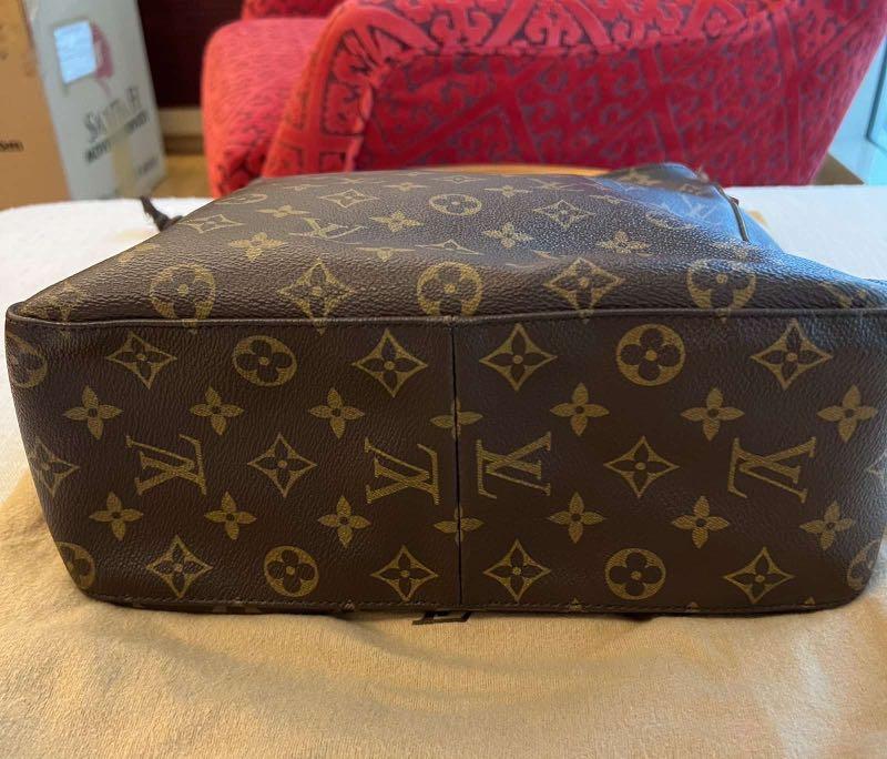 LV looping bag (Category: Luxury Bags & Wallets) located in Makati City. Submitted by hustl (Listing ID 1178357280, Image 2). Description: .