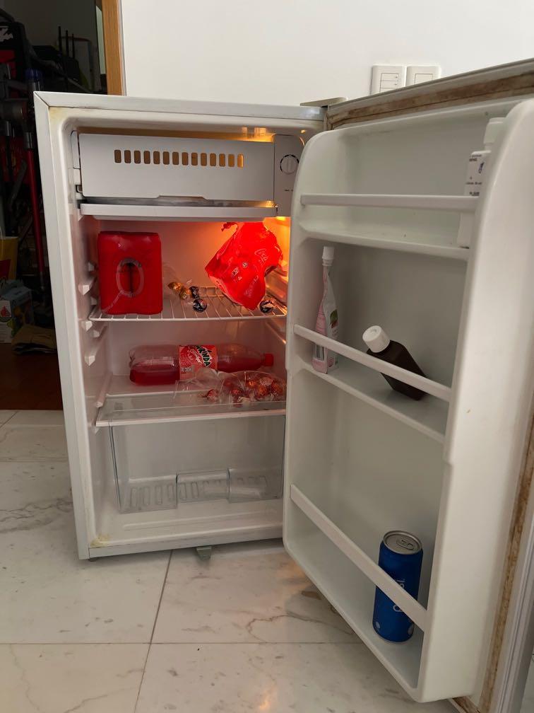 Mini fridge, TV & Home Appliances, Kitchen Appliances, Refrigerators
