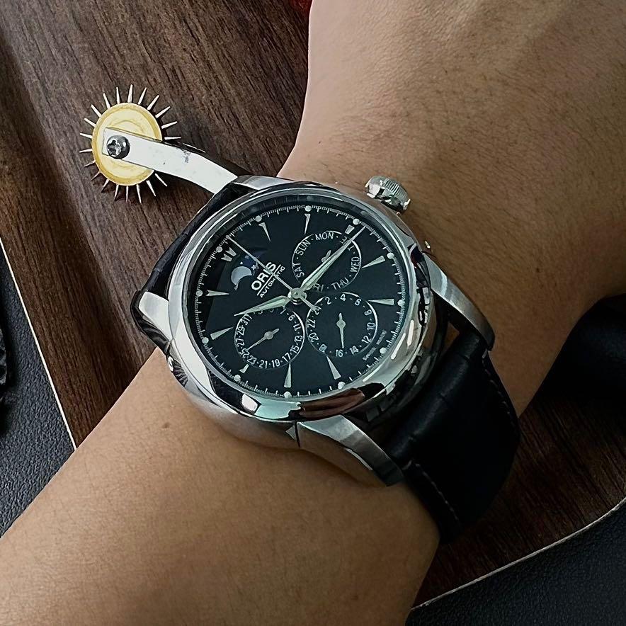 Oris sun and moon online