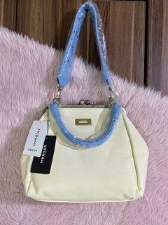 Morgan Kisslock Shoulder Bag