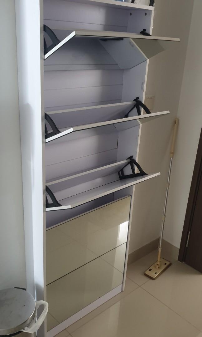 MOVE OUT SALE mirror shoe rack, Furniture & Home Living, Furniture