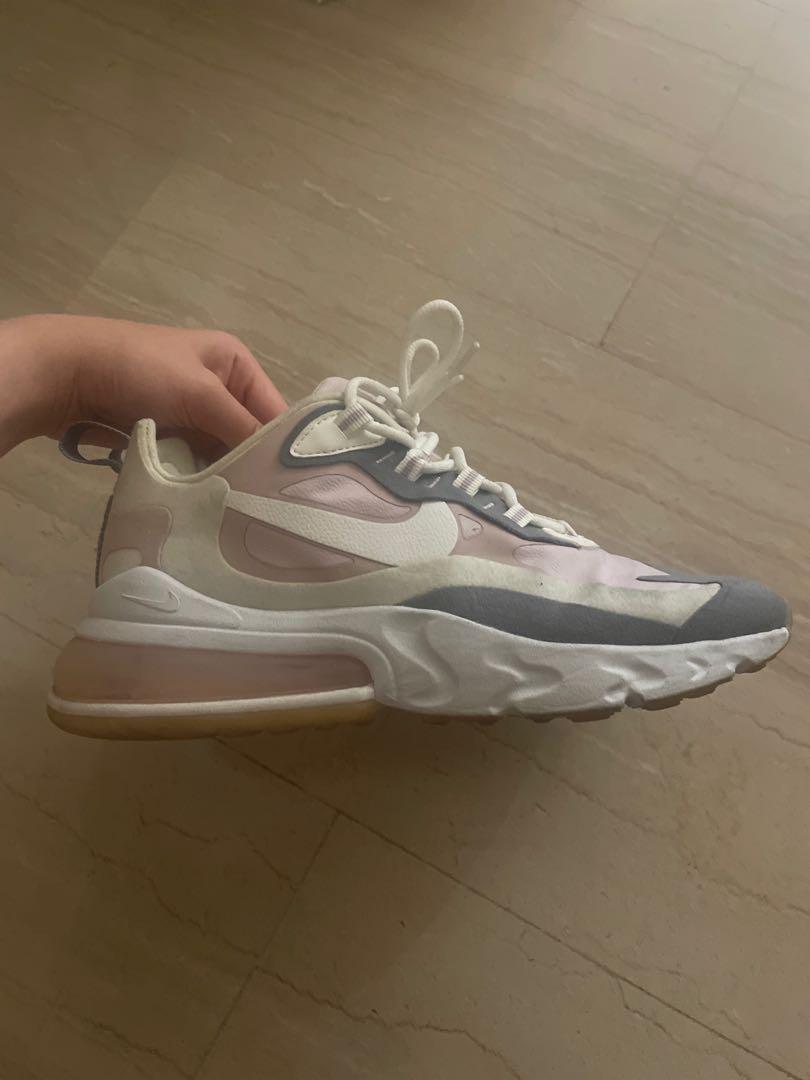 Nike Air Max 270 React in Pink