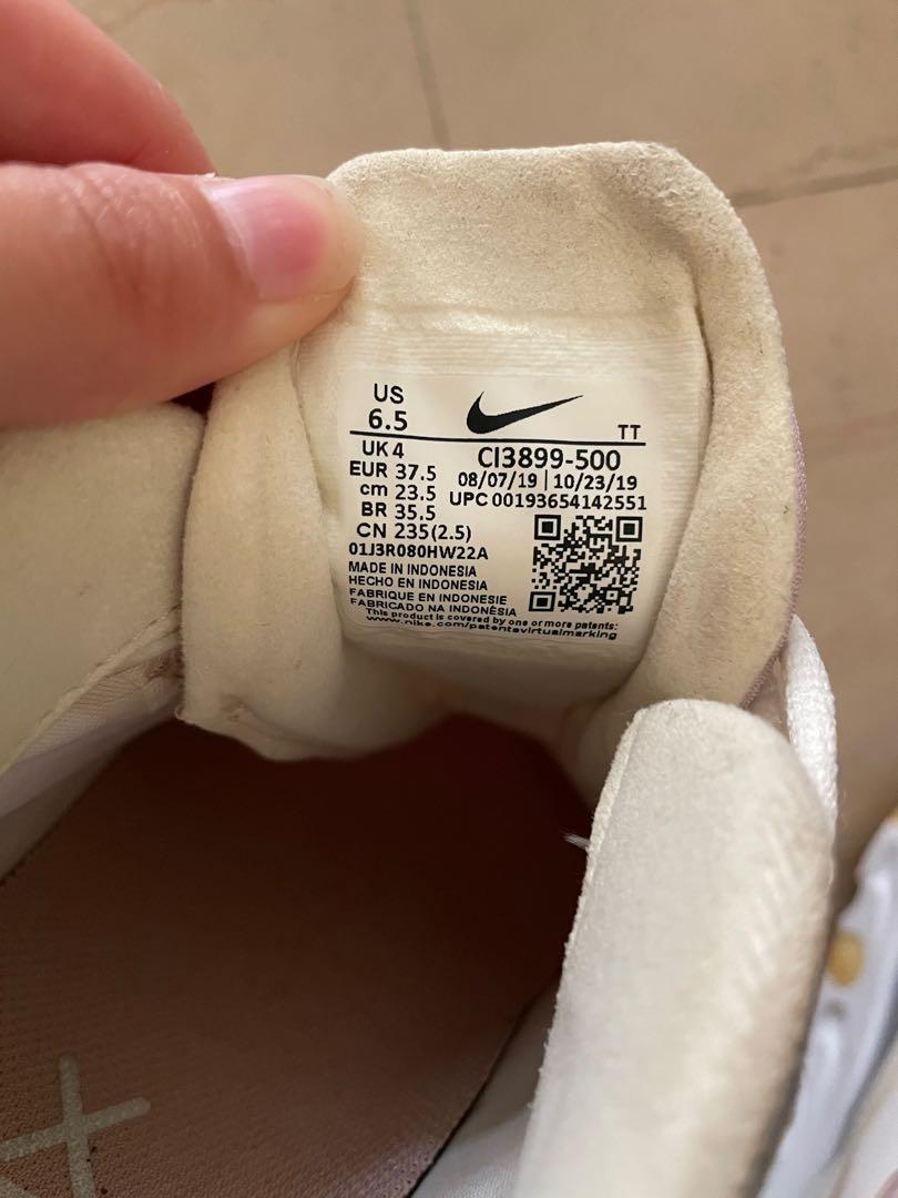 Nike 270 size 4 on sale