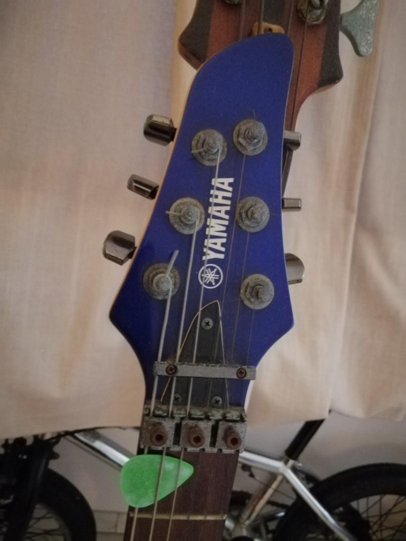 Original Yamaha RARE Electric Blue Guitar, Hobbies & Toys, Music